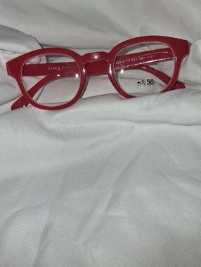 Vince Camuto Red Round Reading Glasses
